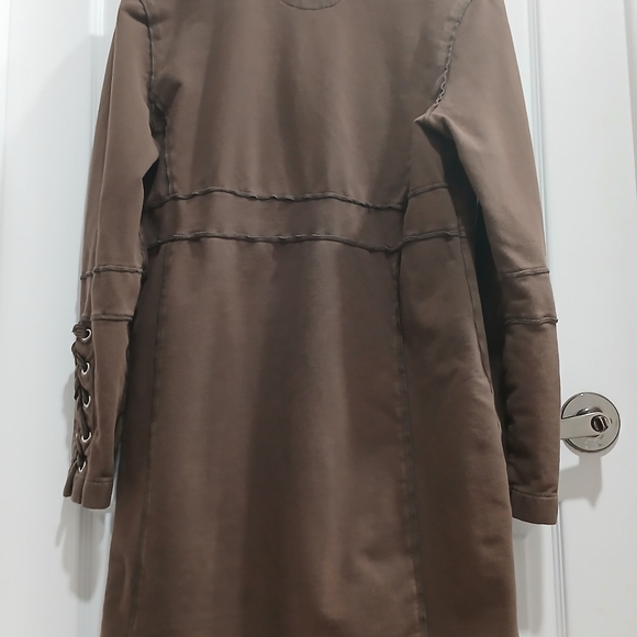 Neon Buddha jacket with button detailing and tie up sleeve - Picture 3 of 6